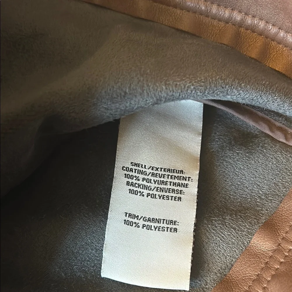 Stylish Tan Leather Jacket with Button Detail